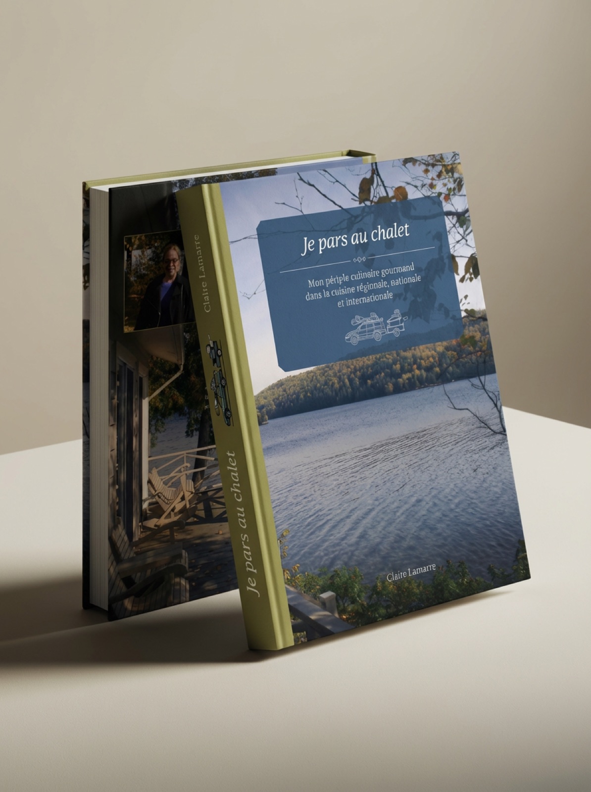 Le livre Je pars au chalet de Claire Lamarre, posé sur une table